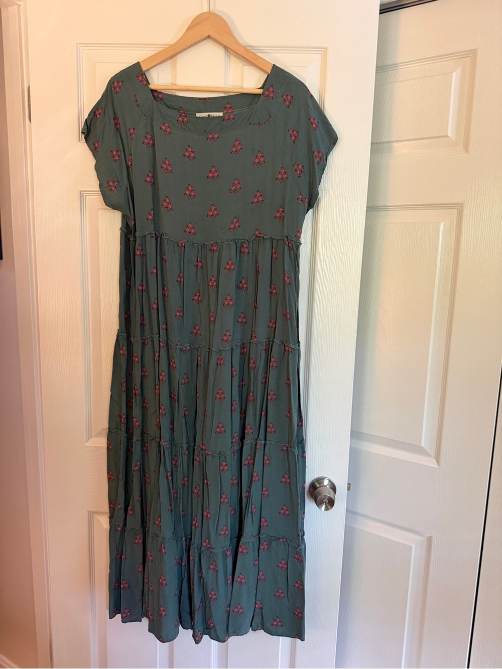 NATURAL LIFE Olive Green Maxi Dress with Pink Floral Print